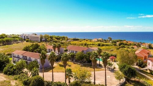 Blue Horizon Hotel, Забронировать Отель Отели Свороната с парковкой, Парковка