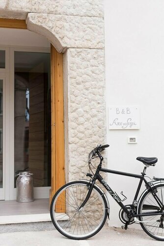 Arco Dei Sogni, Забронировать Отель «постель и завтрак» Отели Alto Garda e Ledro с парковкой, Парковка