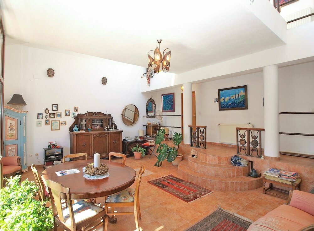 Apartment 1571