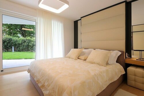 New apartment with swimming pool near the beach, Забронировать Апартаменты/квартира Отели Opatija Riviera с парковкой, Парковка