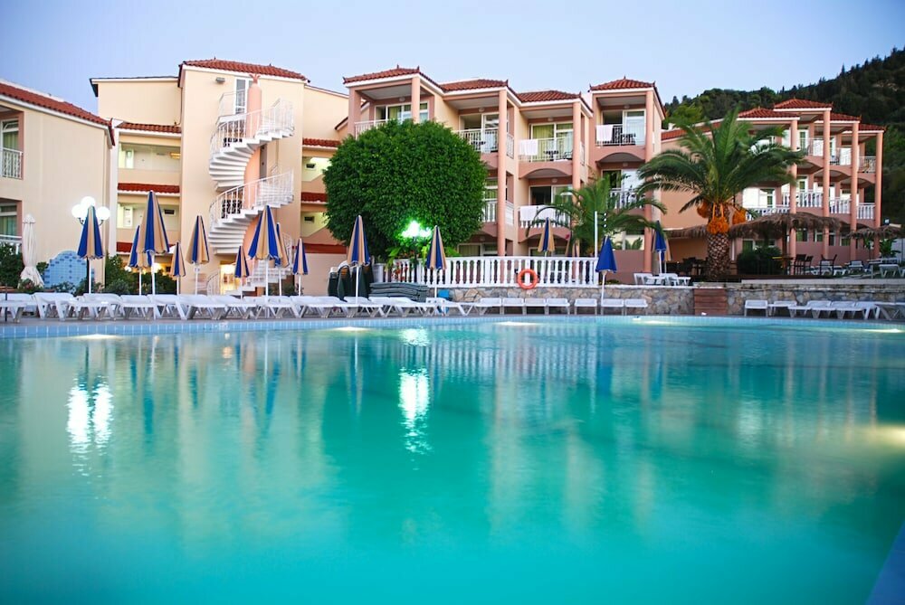 Admiral de Luxe Hotel