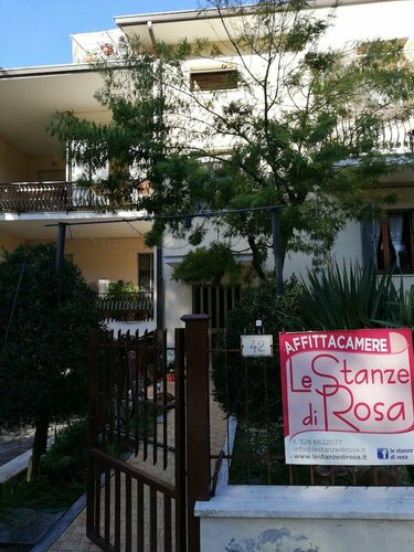 Le Stanze Di Rosa, Varaa Hotelli Monsano Marche