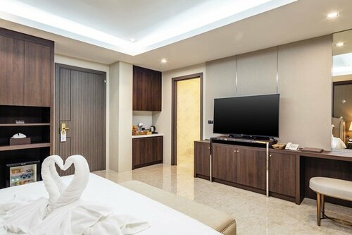 The Grand Sala Thai, Забронировать Отель Отели Бангкока с бассейном, Бассейн