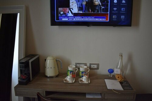 Gatto Bianco Duchessa, Забронировать Отель «постель и завтрак» Бари Bari Province, рядом с Кафедральный собор в Бари