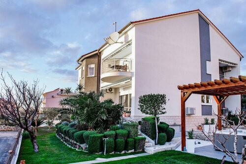Apartment and Rooms Ana, Забронировать Апартаменты/квартира Подстрана Окрестности Сплита