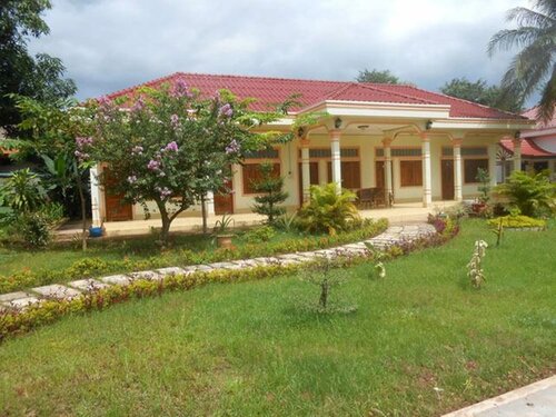 Xuan Mai Guesthouse, Book Ferieresort Hoteller i Pakxe med parkering, Parkering