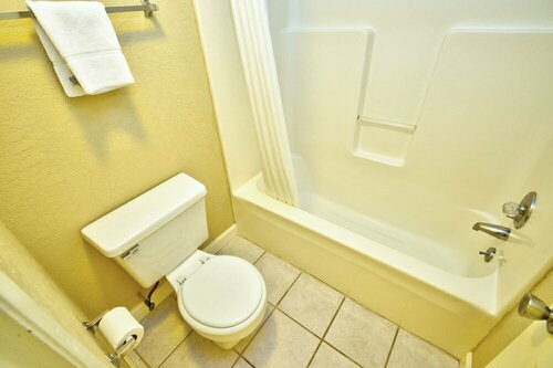 Mountain Aire Inn Sevierville - Pigeon Forge, Забронировать Мини-отель Севьервилл Great Smoky Mountains National Park, рядом с Курган Макмахан