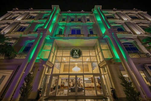 Luxury Night Hotel, Buchen Sie Hotel Hotels in Provinz Riad mit Pool, Schwimmbad