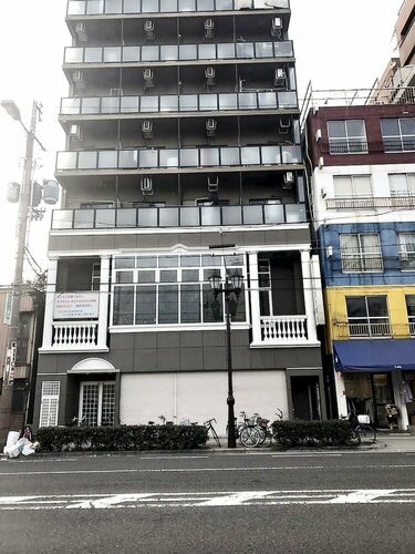 Hostel Nyoi A, Забронировать Хостел Хостелы Осаки, рядом с Торговый центр Namba Parks, Хостел
