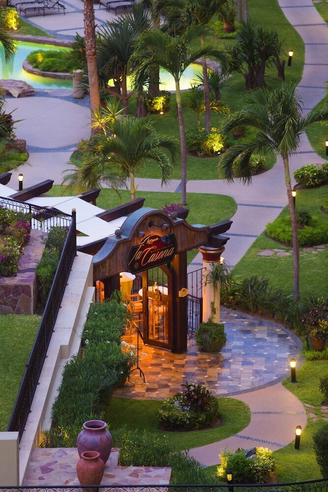 Villa la Estancia Beach Resort & Spa