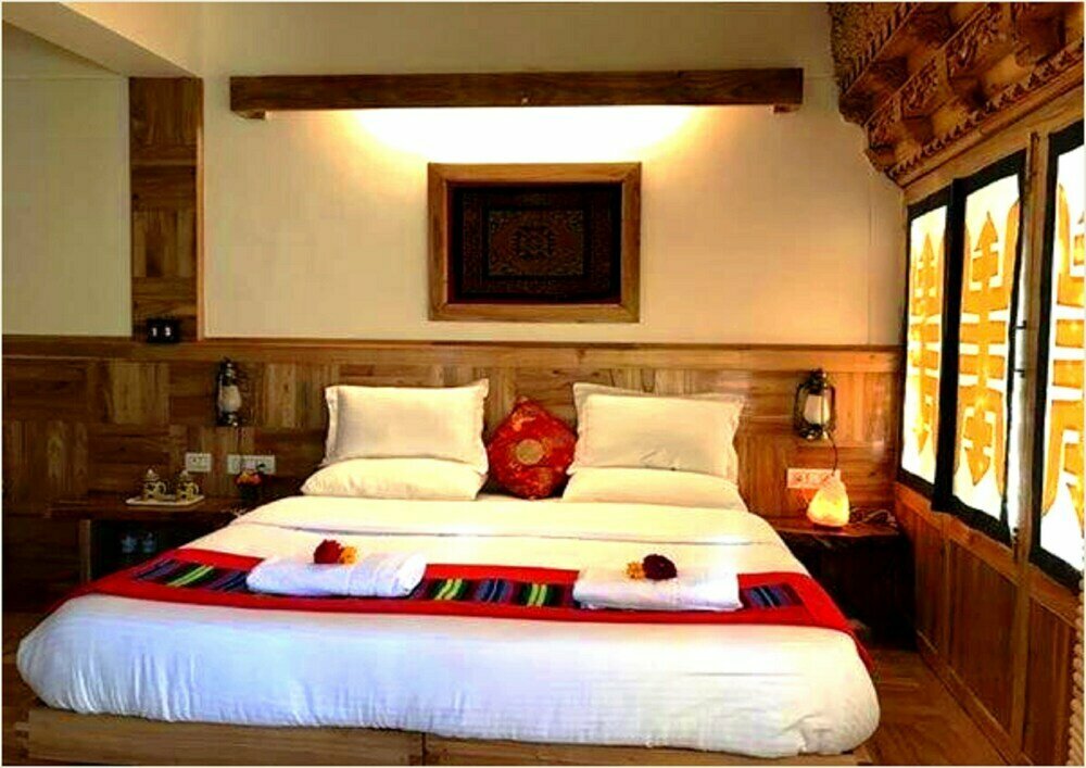 Namra Hotel