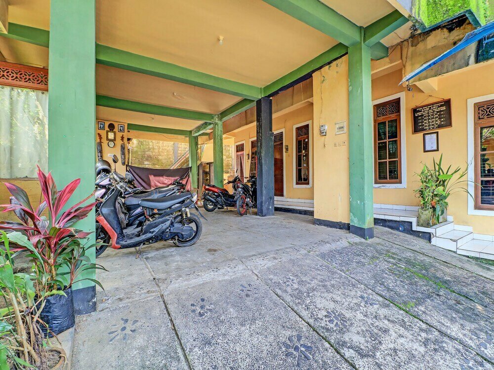 Oyo 91235 Pondok Damu