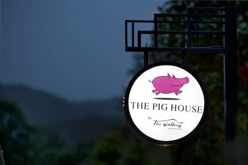 The Pig House Khao Yai, Забронировать Отель Пакчонг 