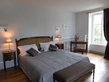 Château de Guignes, Buchen Sie Hotel Tavers Centre
