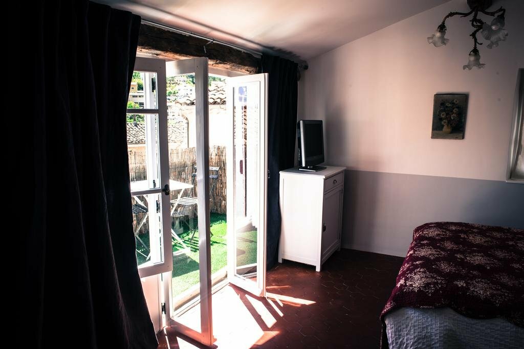 La Chambre 21, Entrevaux EN Provence, proche de Nice