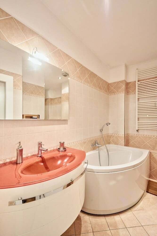 Piazza Statuto Elegant Apartment