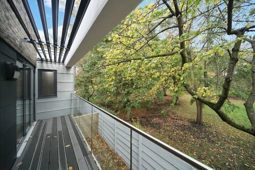 Executive Apartments in Bermondsey FREE WIFI & AIRCON by City Stay Aparts London, Забронировать Апартаменты/квартира Отели Большого Лондона с парковкой, Парковка