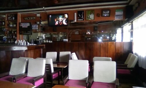 Sundowner Lodge, Book Bed and Breakfast Hoteller i Nakuru med parkering, Parkering