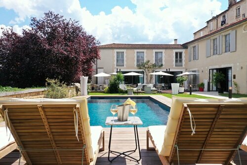 Hotel Le Saint Gelais, Забронировать Отель Ангулем Charente