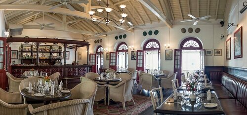 Royal Bar & Hotel, Забронировать Отель Отели Канди 3 звезды, рядом с Kandy Clock Tower, 3*