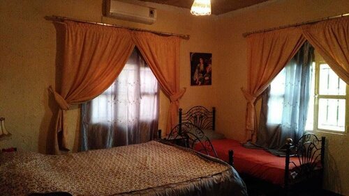 Maison D'Hôtes Et Musée, Забронировать Отель Отели Тафраут с завтраком, Завтраки