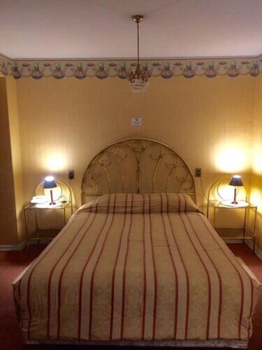 Hotel Foresta, Забронировать Отель Отели в центре Сантьяго, в центре, недорого, Парковка, Завтраки