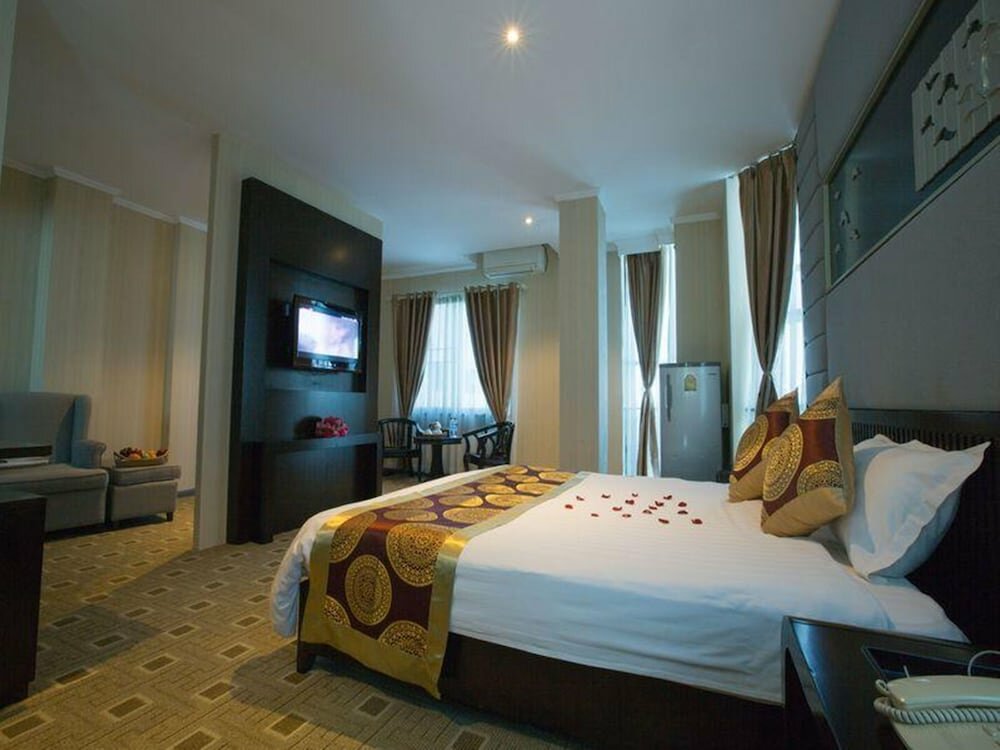 Sein Sein hotel