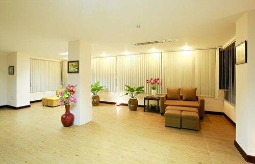 Hue Serene Shining Hotel & Spa, Забронировать Курортный отель Курортные отели Хюэ, рядом с Мост Чанг Тиен, Курортный отель