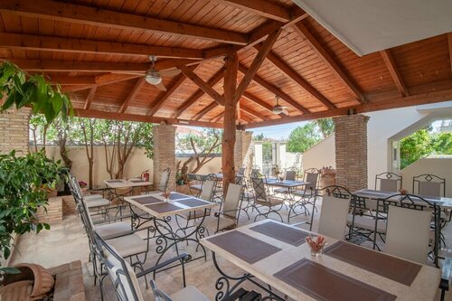 Mimoza, Buchen Sie Hotel Hotels in Spetses mit Parkplatz, Parkplätze