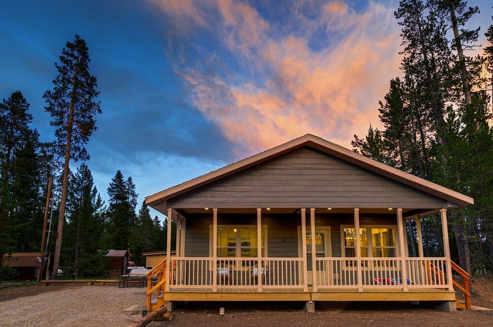 Shepherd Family Retreats- FOX