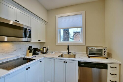 The Landing - Extended Stay Quarters, Забронировать Отель Отели Мифорд 3 звезды, 3*