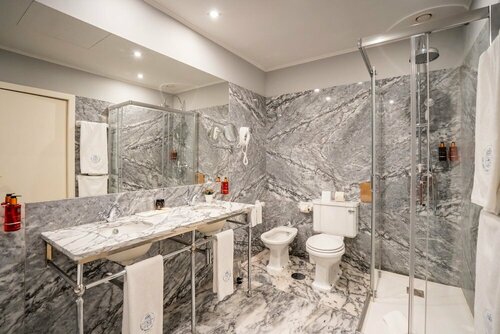 Grande Hotel do Porto, Забронировать Отель Отели Порту с парковкой, рядом с Cardosas Square, Парковка