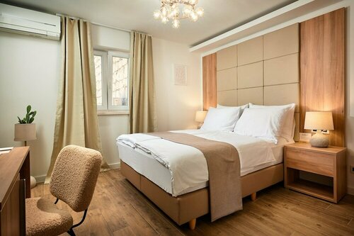 Stone House Luxury Rooms, Забронировать Гостевой дом Сплит Брач