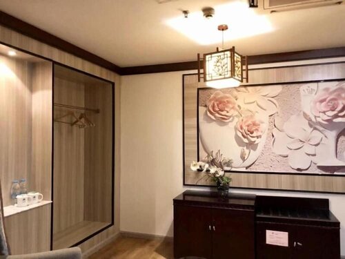 GreenTree Inn Taicang Baolong Square Hotel, Забронировать Отель Отели Сучжоу 3 звезды, 3*
