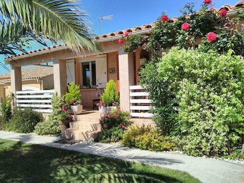 Les Mésanges, Buchen Sie Hotel Florensac Languedoc-Roussillon