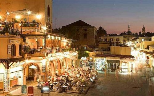 Muses-Old Town, Забронировать Апартаменты/квартира Фалираки остров Родос