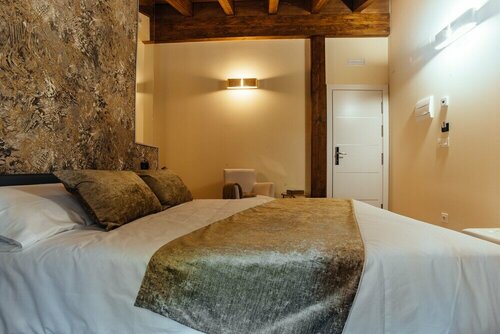 Hotel Rural Pinares de Soria, Забронировать Отель Отели Сория 4 звезды, 4*