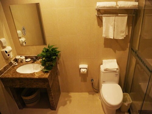 GreenTree Inn Langfang Bazhou City Shengfang Town International Furniture City Hotel, Prenota Hotel Hotel a Langfang con parcheggio, Parcheggio