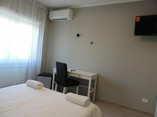 Pretty Tiburtina Room, Забронировать Гостевой дом Тибуртино Рим