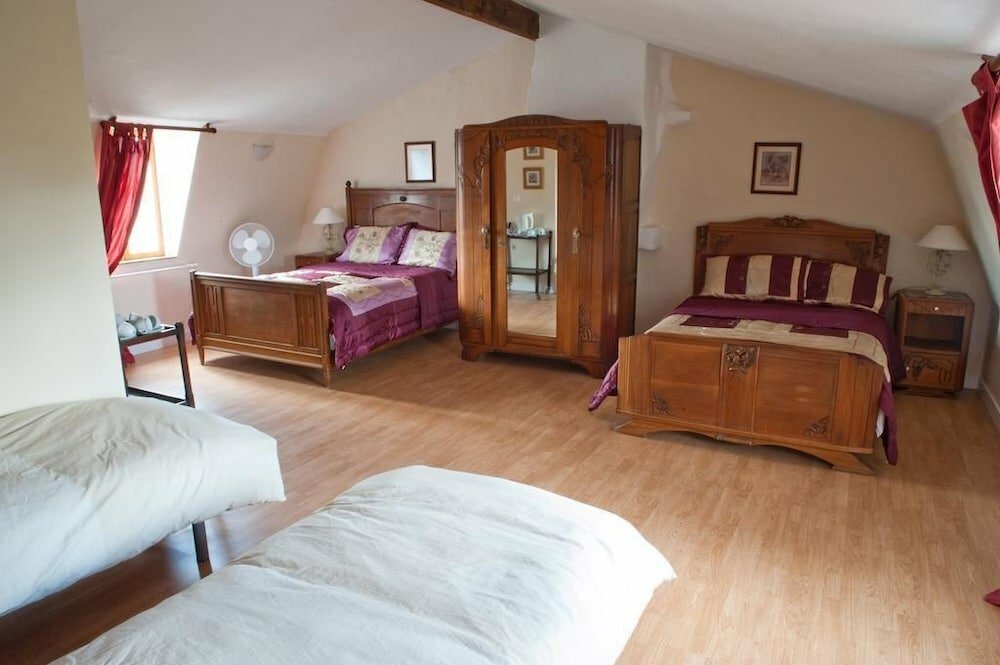 Lancien Presbytère Book direct for best rates