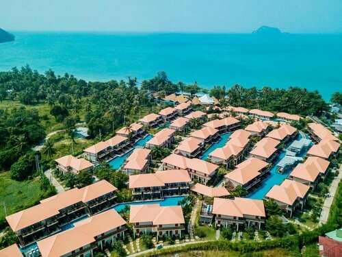 Blue Bay Resort - Access to Pool and Beach-Phuket & Krabi, Забронировать Курортный отель Отели Яо-Яй 4 звезды, рядом с Ло паред, 4*