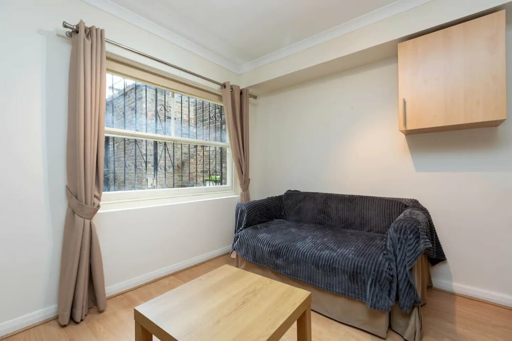 Cozy Central Studio Apartment in Chelsea