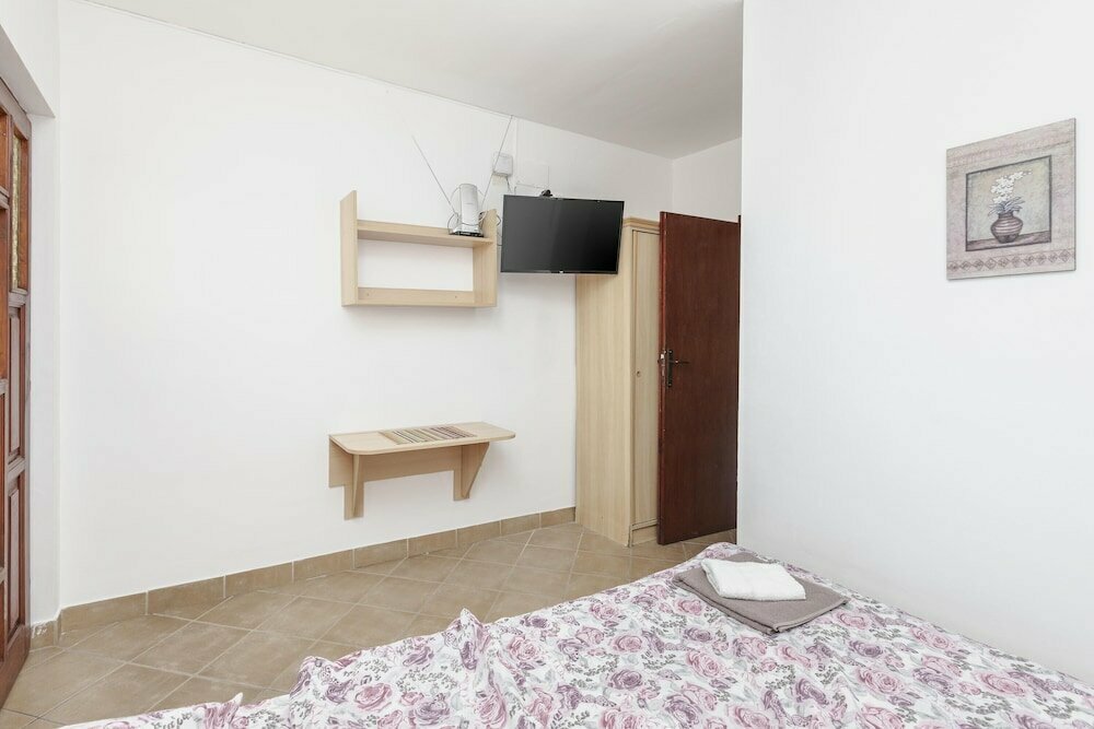 Crystal Sky Apartments