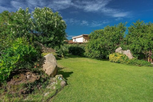 The Tranquil Palau Green Village 1 Bedroom sleeps 4 and child, Забронировать Апартаменты/квартира Отели в центре Палау, в центре, Парковка