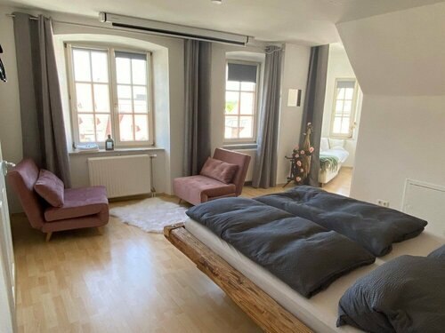 Room in Apartment - Schlafen Wie Prinzessinnen In Kemptens Schlosschen, Rezervasyon Daire Allgäu Apartlar, Daire