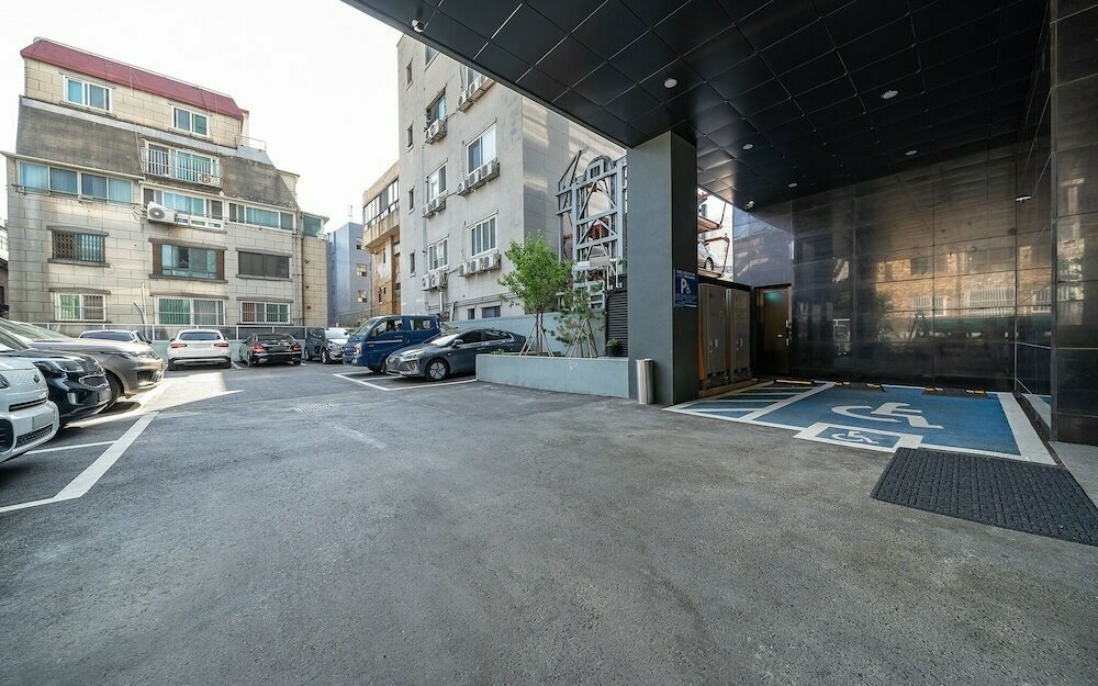 Hotel Lou 136