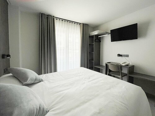 Hotel Quatre Llunes, Забронировать Отель Санта Пола Коста-Бланка