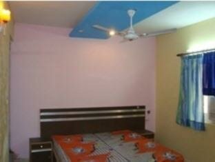 Hotel S P, Забронировать Отель Карол-Бах 