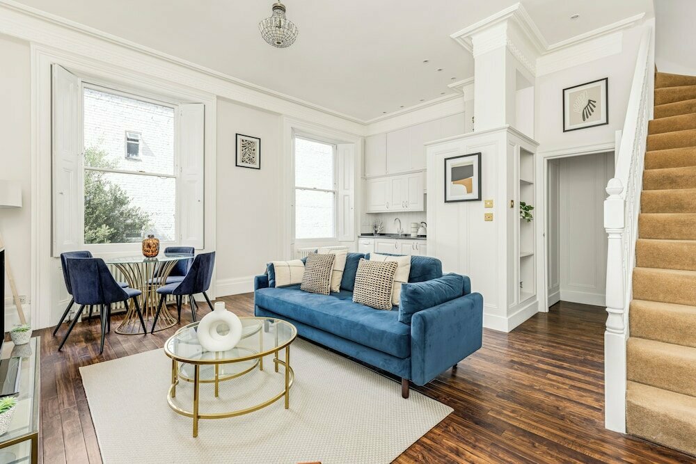 The Kensington High Street Collection