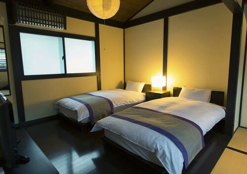 Kikyo-an Cozy Private Machiya near JR Nijo Station, Забронировать Дом для отпуска Отели Иокогамы с парковкой, Парковка